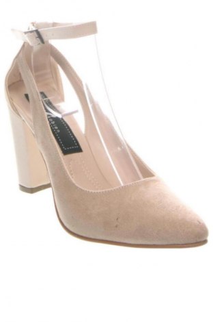 Damenschuhe Skobien, Größe 40, Farbe Beige, Preis 33,99 €
