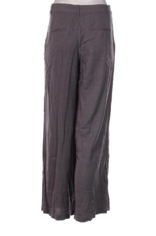 Pantaloni de femei About You, Mărime S, Culoare Gri, Preț 84,99 Lei