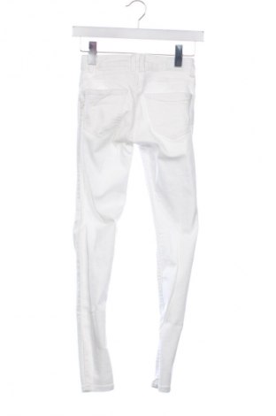 Damenhose Bershka, Größe XXS, Farbe Weiß, Preis € 14,77