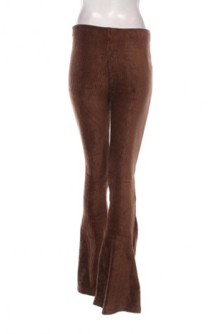 Pantaloni de femei Bershka, Mărime S, Culoare Maro, Preț 50,99 Lei