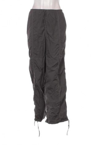 Damenhose H&M Divided, Größe L, Farbe Grau, Preis € 14,77