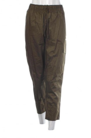 Damenhose PUMA, Größe L, Farbe Grün, Preis 37,99 €