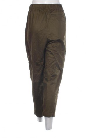 Damenhose PUMA, Größe L, Farbe Grün, Preis 37,99 €