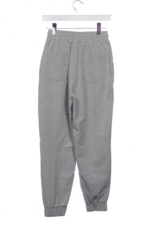 Damenhose Stradivarius, Größe XS, Farbe Grau, Preis € 14,83