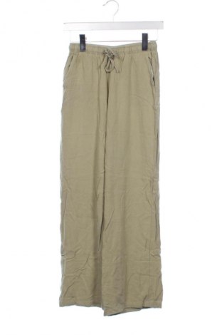 Damenhose Stradivarius, Größe XS, Farbe Grün, Preis € 14,83