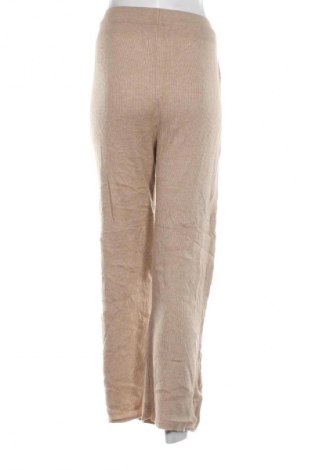 Damenhose Uniqlo, Größe L, Farbe Beige, Preis € 28,99