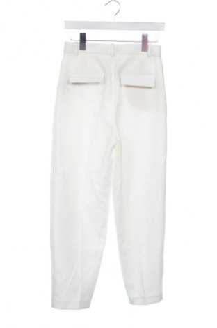 Pantaloni de femei Zara, Mărime XS, Culoare Alb, Preț 71,05 Lei