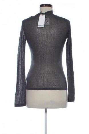 Damenpullover Calvin Klein Jeans, Größe S, Farbe Grau, Preis 56,99 €