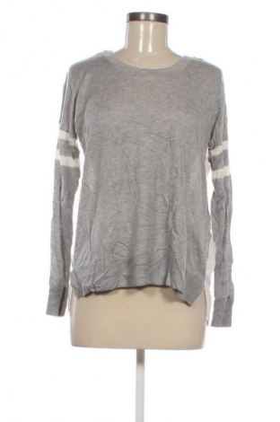 Dámský svetr Tommy Hilfiger, Velikost M, Barva Šedá, Cena  4 049,00 Kč