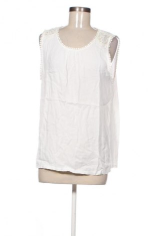 Damentop Street One, Größe M, Farbe Weiß, Preis € 24,92