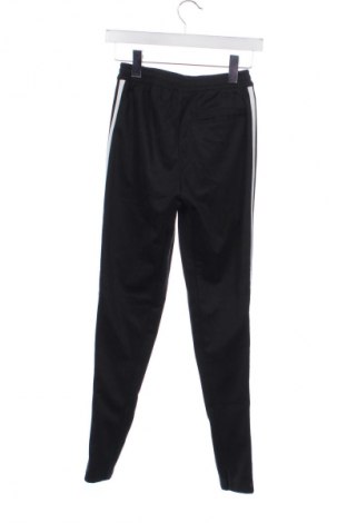 Dámske tepláky Adidas Originals, Veľkosť XS, Farba Viacfarebná, Cena  23,95 €