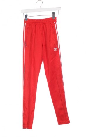 Dámské tepláky Adidas Originals, Velikost XS, Barva Červená, Cena  659,00 Kč