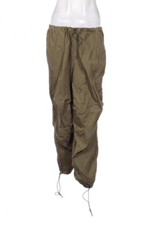 Damen Sporthose H&M Divided, Größe S, Farbe Grün, Preis 14,83 €