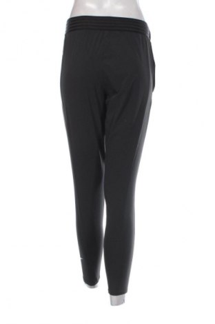 Dámské tepláky Nike, Velikost S, Barva Černá, Cena  659,00 Kč