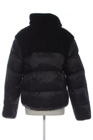 Dámská bunda  Calvin Klein Jeans, Velikost M, Barva Černá, Cena  2 949,00 Kč