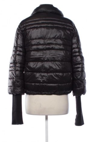 Dámská bunda  Guess, Velikost XL, Barva Černá, Cena  1 470,00 Kč