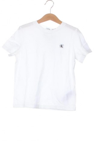 Детска тениска Calvin Klein, Размер 5-6y/ 116-122 см, Цвят Бял, Цена 24,99 лв.