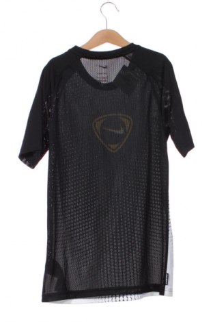 Παιδικό μπλουζάκι Nike, Μέγεθος 11-12y/ 152-158 εκ., Χρώμα Πολύχρωμο, Τιμή 13,00 €