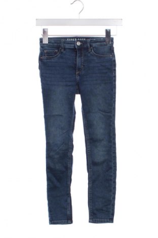 Detské džínsy  H&M, Veľkosť 6-7y/ 122-128 cm, Farba Modrá, Cena  16,47 €
