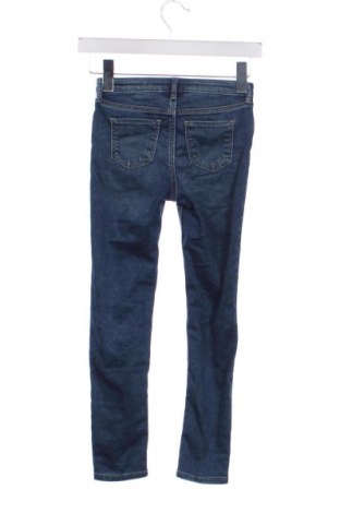 Detské džínsy  H&M, Veľkosť 6-7y/ 122-128 cm, Farba Modrá, Cena  16,47 €