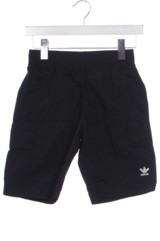 Παιδικό κοντό παντελόνι Adidas, Μέγεθος 11-12y/ 152-158 εκ., Χρώμα Μαύρο, Τιμή 13,81 €