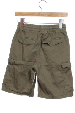 Kinder Shorts H&M, Größe 9-10y/ 140-146 cm, Farbe Grün, Preis 7,16 €
