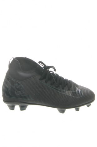 Dětské boty  Nike, Velikost 35, Barva Černá, Cena  1 749,00 Kč