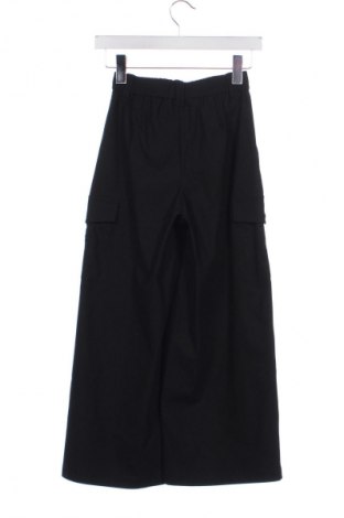 Gyerek nadrág Calvin Klein Jeans, Méret 8-9y / 134-140 cm, Szín Fekete, Ár 36 069 Ft