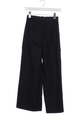 Dětské kalhoty  Calvin Klein Jeans, Velikost 10-11y/ 146-152 cm, Barva Černá, Cena  2 179,00 Kč