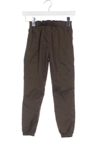 Gyerek nadrág LC Waikiki, Méret 6-7y / 122-128 cm, Szín Zöld, Ár 6 800 Ft