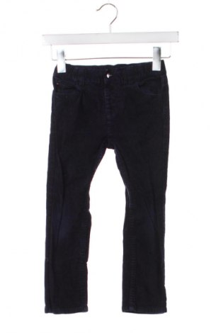 Παιδικό παντελόνι Unbranded, Μέγεθος 4-5y/ 110-116 εκ., Χρώμα Μπλέ, Τιμή 10,74 €