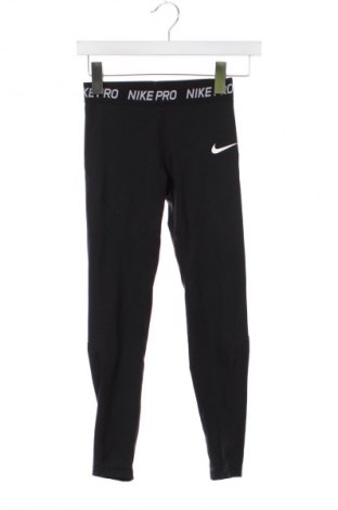 Gyerek sport nadrág Nike, Méret 9-10y / 140-146 cm, Szín Fekete, Ár 9 219 Ft