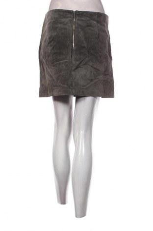 Skórzana spódnica Zara, Rozmiar M, Kolor Szary, Cena 89,99 zł