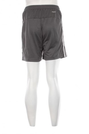 Férfi rövidnadrág Adidas, Méret S, Szín Szürke, Ár 10 339 Ft