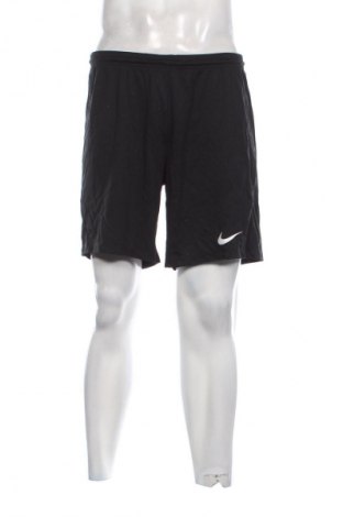 Ανδρικό κοντό παντελόνι Nike, Μέγεθος L, Χρώμα Μαύρο, Τιμή 17,00 €