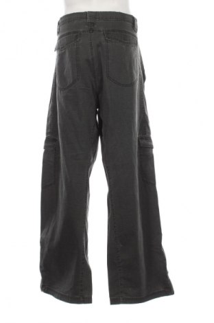 Męskie spodnie Nike, Rozmiar XXL, Kolor Szary, Cena 82,99 zł