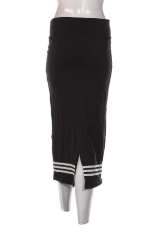 Sukně Adidas, Velikost M, Barva Černá, Cena  999,00 Kč