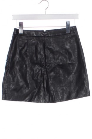 Rock Bershka, Größe XS, Farbe Schwarz, Preis € 9,72