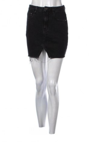 Rock Pull&Bear, Größe S, Farbe Schwarz, Preis € 14,77