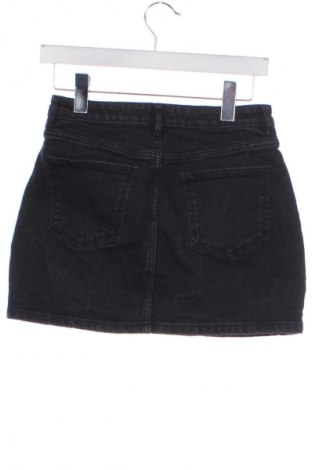 Φούστα Sinsay, Μέγεθος XS, Χρώμα Μαύρο, Τιμή 9,67 €
