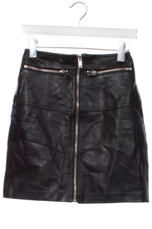 Spódnica Stradivarius, Rozmiar S, Kolor Czarny, Cena 82,99 zł
