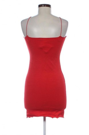 Šaty  Bershka, Velikost M, Barva Červená, Cena  359,00 Kč