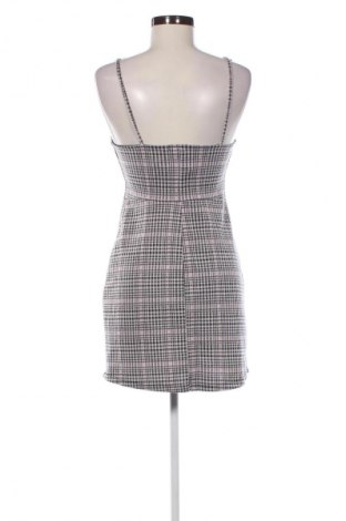 Šaty  Bershka, Velikost M, Barva Vícebarevné, Cena  371,00 Kč