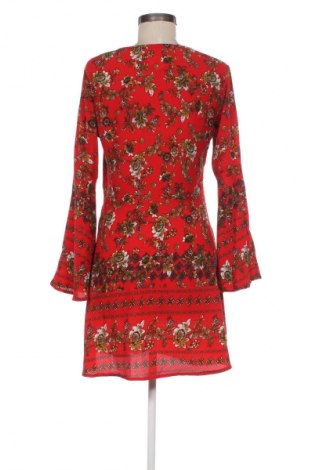 Kleid Boohoo, Größe L, Farbe Mehrfarbig, Preis 24,49 €