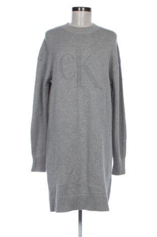 Rochie Calvin Klein Jeans, Mărime L, Culoare Gri, Preț 539,99 Lei
