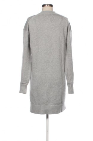 Šaty  Calvin Klein Jeans, Velikost M, Barva Šedá, Cena  2 699,00 Kč