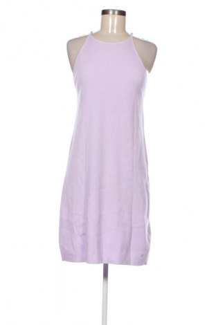 Rochie Calvin Klein Jeans, Mărime M, Culoare Mov, Preț 382,99 Lei