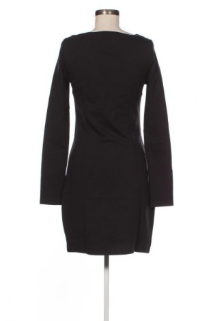 Šaty  Calvin Klein Jeans, Veľkosť M, Farba Čierna, Cena  91,95 €