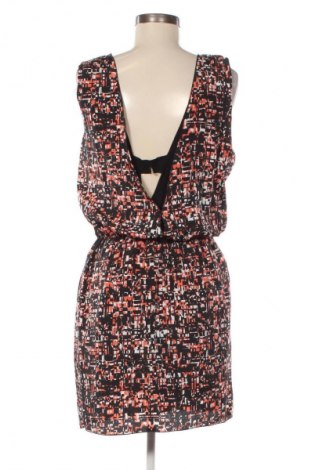 Sukienka Calvin Klein Jeans, Rozmiar L, Kolor Kolorowy, Cena 272,99 zł