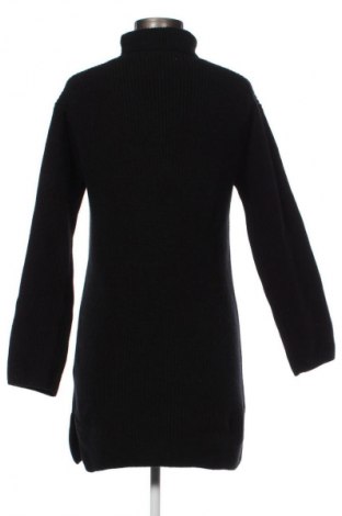 Рокля Calvin Klein Jeans, Размер XXS, Цвят Черен, Цена 219,99 лв.